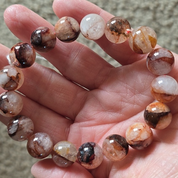 12mm Fire Quartz Bracelet - Picture 4 of 8